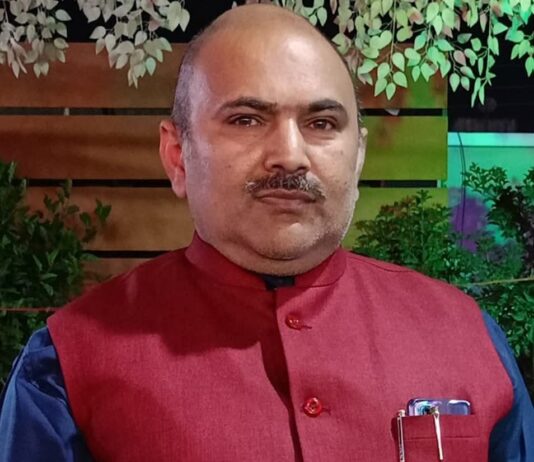सर्वाधिक कार्यकाल के अलावा नमो के नाम कई अन्य उपलब्धियां भी हैं!