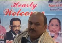 पत्रकार, शिक्षाविद् और समाजसेवियों का किया सम्मान