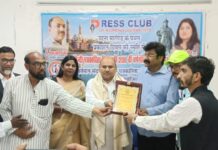 हिंदी पत्रकारिता लोकतंत्र की आधारशिला:डॉक्टर सैयद खालिद कैस एडवोकेट की नवीन कृति का भव्य विमोचन